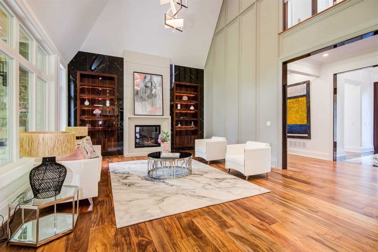 1383-wren-avenue-oakville-W4832371-3-1280x855-1